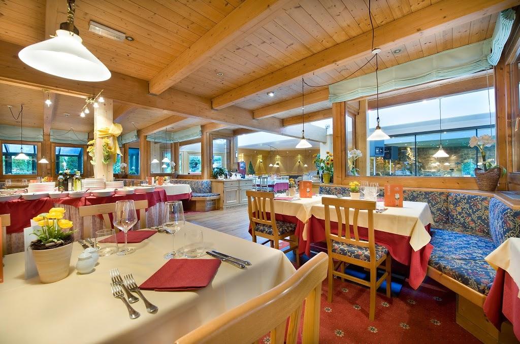 Sporthotel Rosatti Dimaro Bagian luar foto