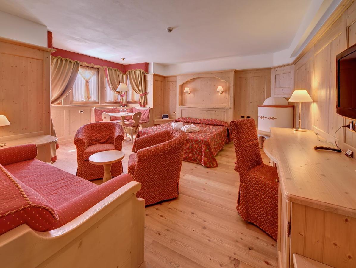 Sporthotel Rosatti Dimaro Bagian luar foto