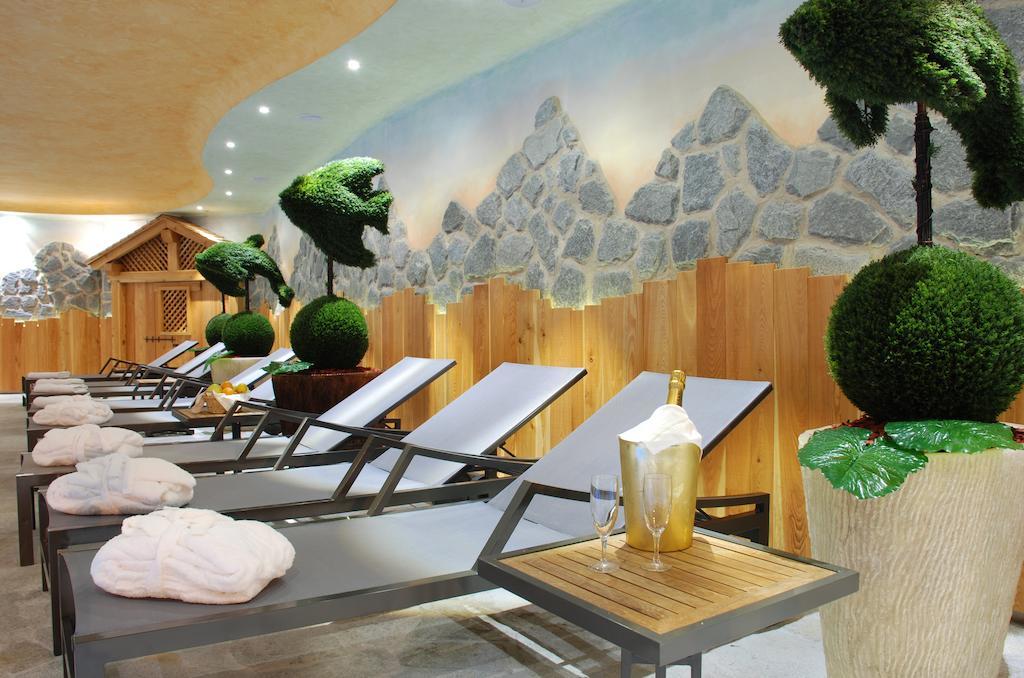 Sporthotel Rosatti Dimaro Bagian luar foto