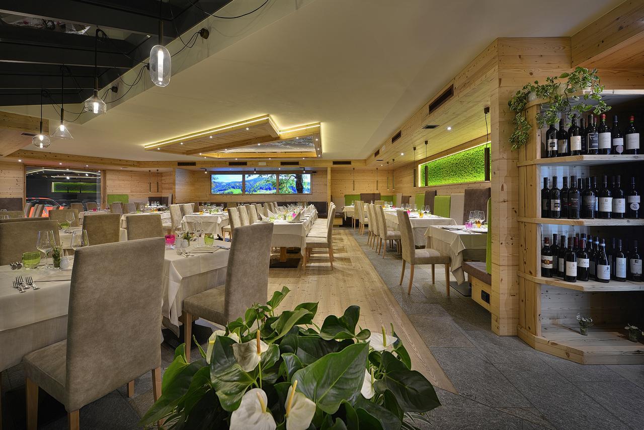 Sporthotel Rosatti Dimaro Bagian luar foto