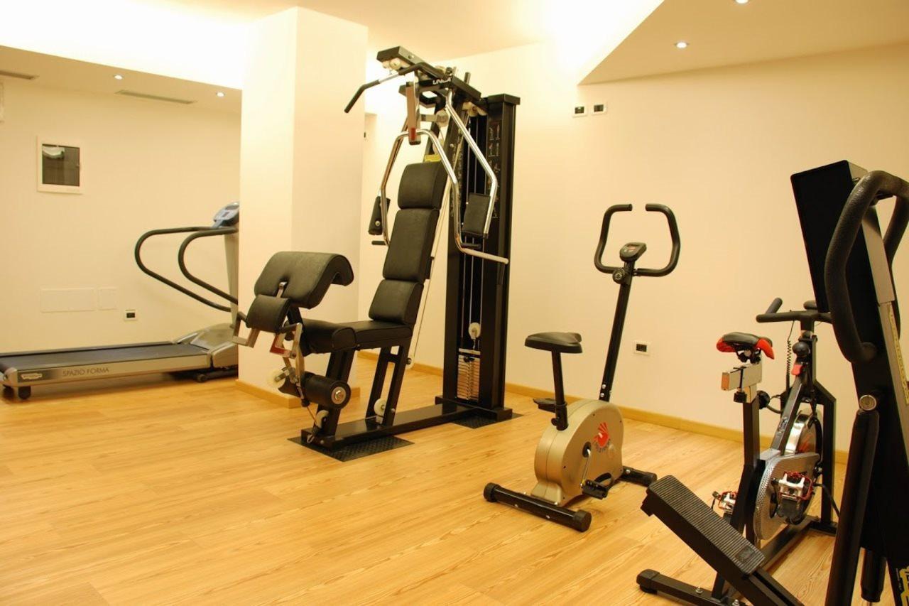 Sporthotel Rosatti Dimaro Bagian luar foto